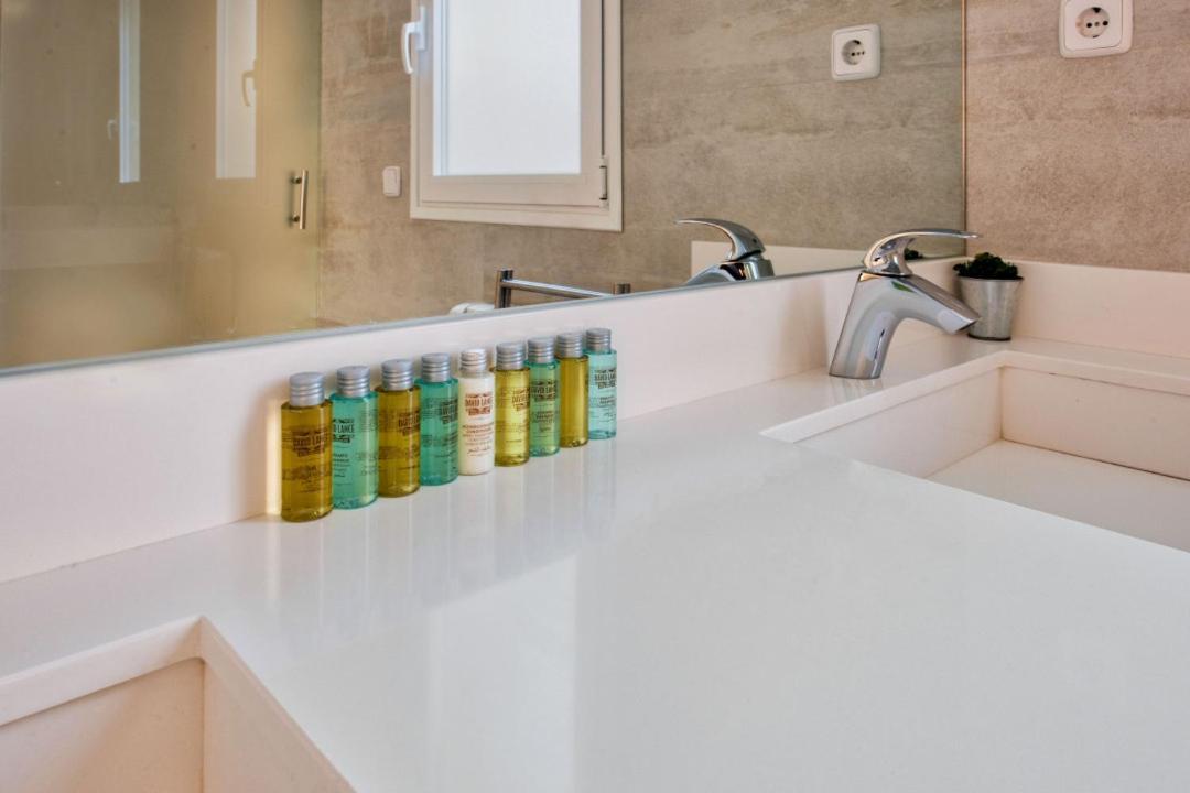 1 Bedroom 1 Bathroom Furnished - Salamanca - Stylish Wterrace - Mintystay Apartamento *