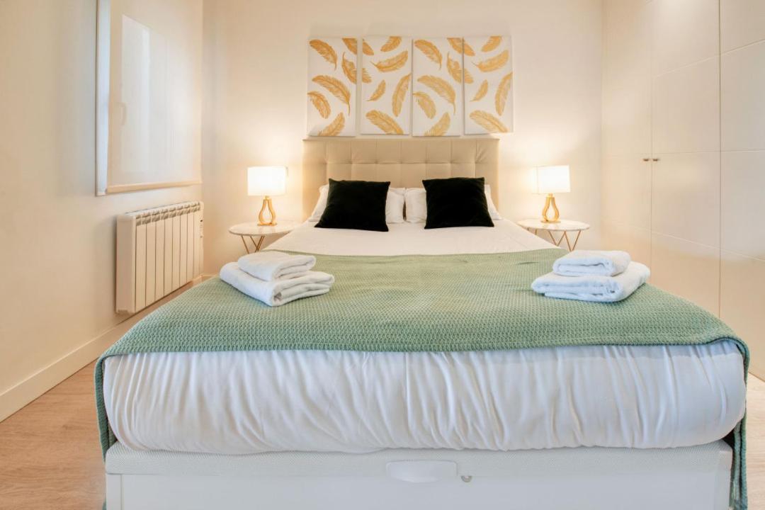1 Bedroom 1 Bathroom Furnished - Salamanca - Stylish Wterrace - Mintystay Apartamento *